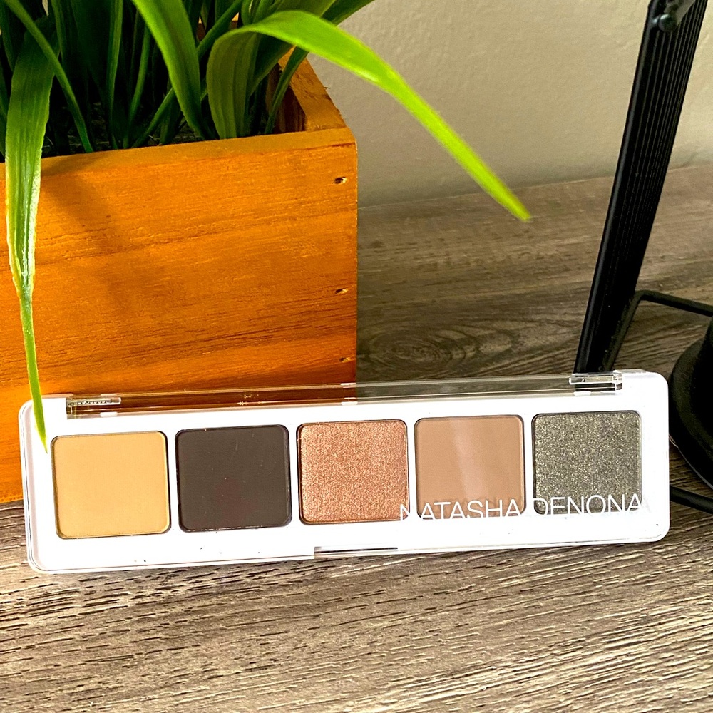 Brand new. Natasha Denona Eushadow palette